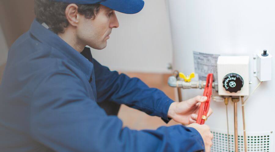 Professional Tankless Water Heater Installation in Dutch John, UT